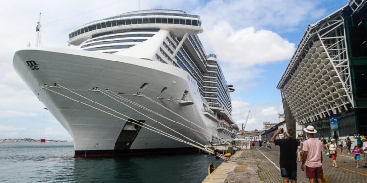 Porto de Salvador se prepara para receber mais de 21 mil turistas em sete dias