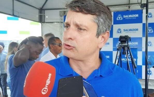 Novo valor da tarifa de ônibus deve ser divulgado em fevereiro, diz secretário