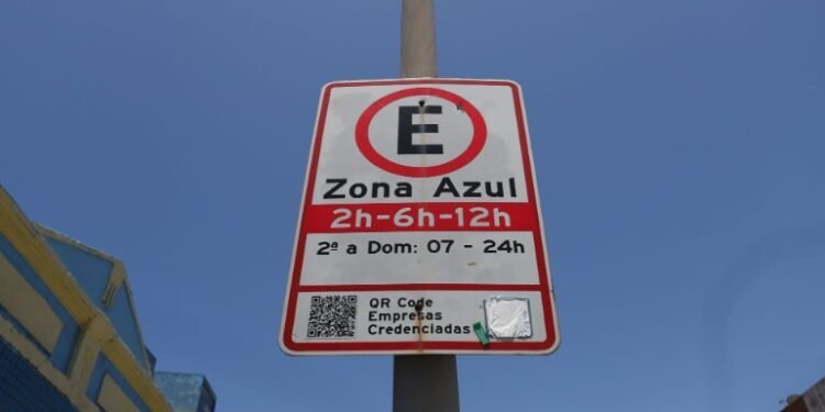 Prefeitura cria 174 vagas de Zona Azul no Santo Antônio Além do Carmo