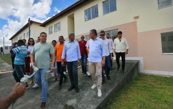 Rui Costa confirma que vinda de Lula para relançamento do Minha Casa, Minha Vida foi adiada