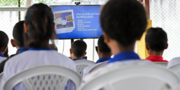 Moradores de Candeias participam de oficinas e palestras no Dia da Educação Ambiental