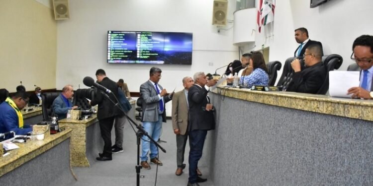 Presidente da Câmara garante aprovação de PL do Orçamento 2023