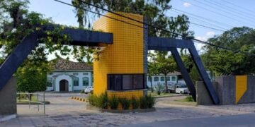 Colaboradores da Saúde denunciam atrasos de salários em Jacobina