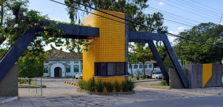 Colaboradores da Saúde denunciam atrasos de salários em Jacobina