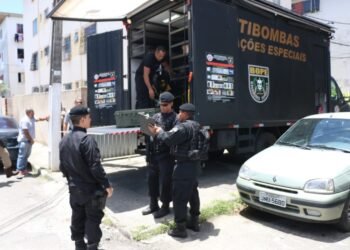 Bope analisa possível artefato na cidade de Feira de Santana