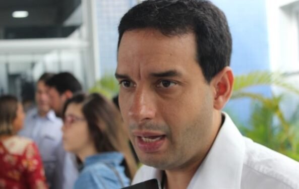 Leo Prates comemora anúncio da construção da primeira UPA da Ilha de Maré