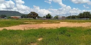 Moradores de Barreiras cobram início da obra de Hospital Municipal