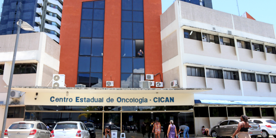 Projeto do Cican lança livro com relatos de mulheres que enfrentaram o câncer de mama