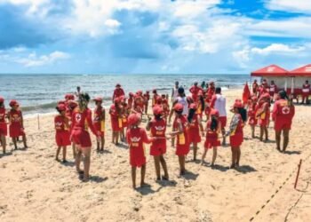 Prefeito Jânio Natal exalta projeto Anjinhos da Praia: “educar para prevenir”