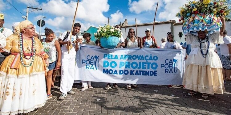Barracão Cultural Odoyá promove ações de valorização da capoeira durante festa de Yemanjá