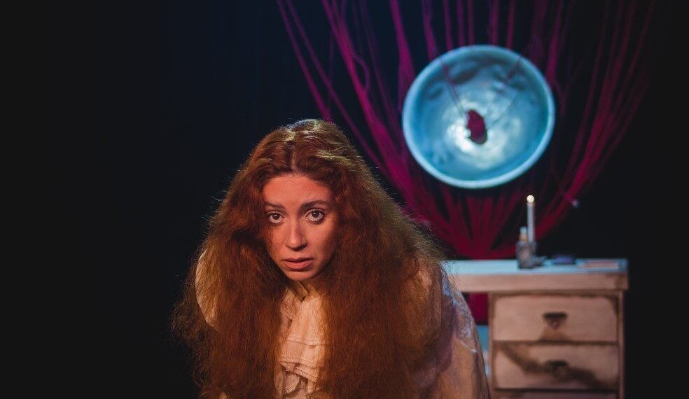 Espetáculo Corpo Presente ocupa o palco da Sala do Coro em janeiro