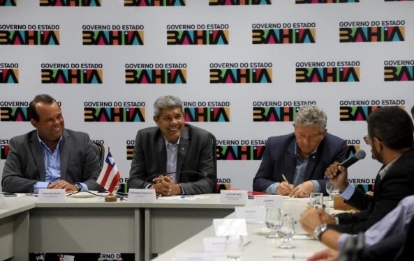 Jerônimo reúne prefeitos para ‘reforçar representatividade dos municípios’