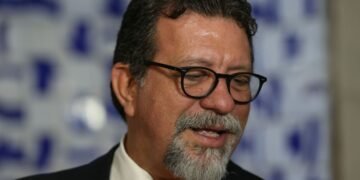 Afonso Florence reassume a Casa Civil do governo Jerônimo