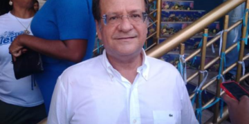 Bacellar ressalta papel da Festa de Iemanjá no turismo e estima entrada de R$ 9 bi no verão baiano