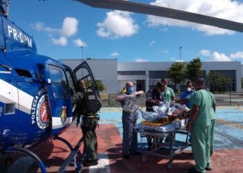 Graer transporta dois pacientes com risco de mortes em poucas horas