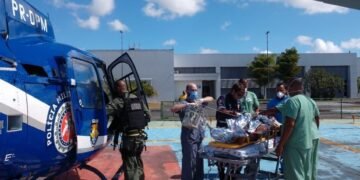 Graer transporta dois pacientes com risco de mortes em poucas horas