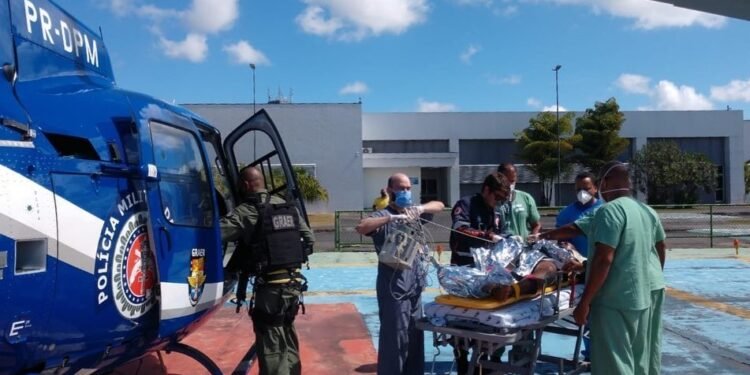 Graer transporta dois pacientes com risco de mortes em poucas horas