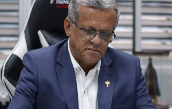 Deputado estadual Raimundinho da JR doa o seu salário como parlamentar para assistência social