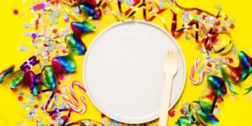 Cuidados com alimentação no Carnaval são essenciais para não prejudicar a saúde e a folia