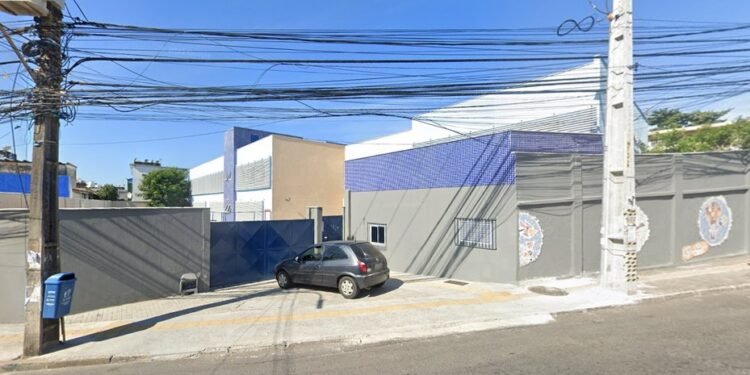 Centro de educação infantil é arrombado e merenda é roubada no Imbuí