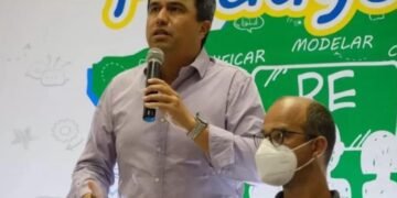 Justiça julga procedente ação para cassar prefeito e vice de Serrinha