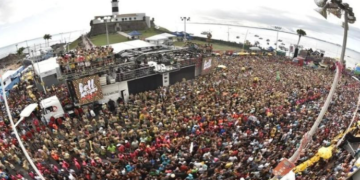 Número de licenças para ambulantes será o mesmo de 2020, diz prefeito