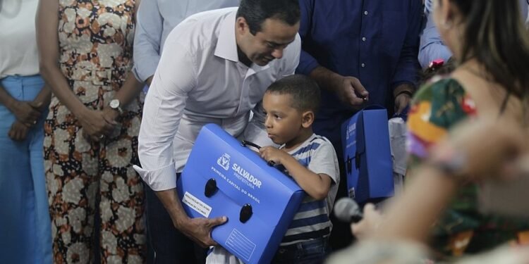 Hora de ‘dar um gás’: estudantes da rede municipal de ensino voltam às aulas nesta segunda (6)