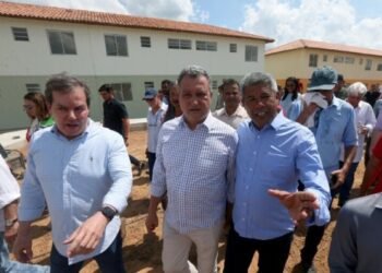 Com 1ª entrega prevista para esta terça na Bahia, Rui promete oferta de mais 170 mil imóveis