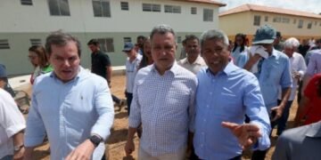 Com 1ª entrega prevista para esta terça na Bahia, Rui promete oferta de mais 170 mil imóveis