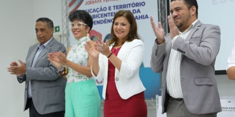 Adélia Pinheiro destaca metas e prioridades para a educação na Bahia