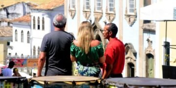 Atrativos de Salvador mantêm turistas na cidade após Carnaval