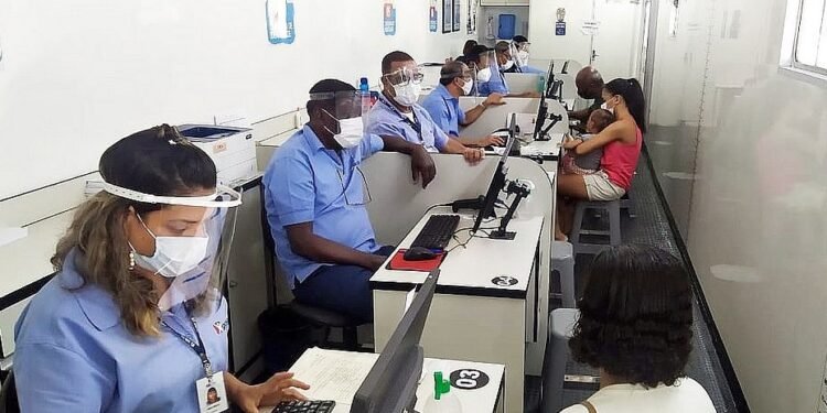 SAC Móvel realiza atendimento nos bairros Federação, São Cristóvão e Paripe