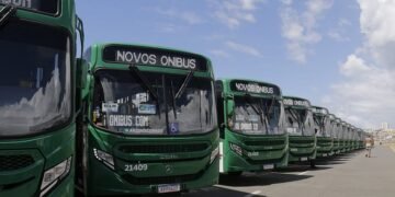 Reajuste de ônibus ainda não tem data prevista, diz Bruno Reis