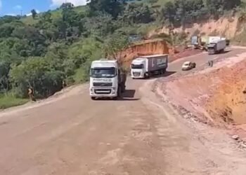 Acesso de veículos pesados a desvio na BR-101, em Itamaraju, é liberado