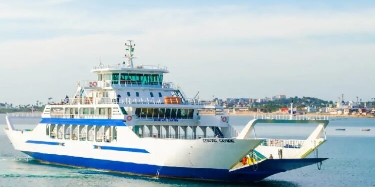 Governo vai comprar mais dois ferries para o próximo verão