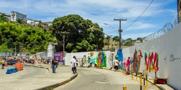 Ferry-Boat: Terminal de São Joaquim recebe Festival de Grafite