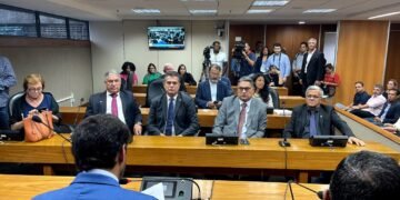 Raimundinho da JR critica ausência da CEPLAC em audiência sobre a importação de amêndoas de cacau da África