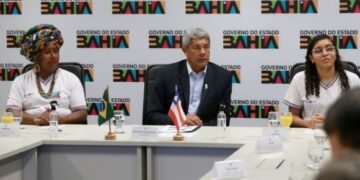 Jerônimo se reúne com estudantes com deficiência visual aprovados em universidades públicas