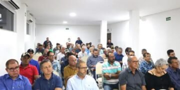 Prefeitos da Chapada firmam compromisso com produtores para proteção de terras