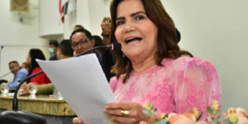 Após afastar servidores, Eremita Mota pode deixar Câmara Municipal