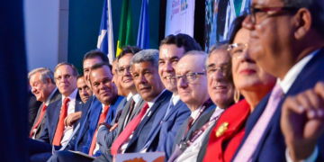 Presidente da Câmara, Carlos Muniz participa do VII Congresso Internacional de Controle e Políticas Públicas