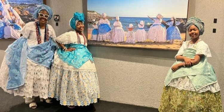 Parceria entre galeria de arte e entidade religiosa visa valorizar a figura simbólica das Baianas