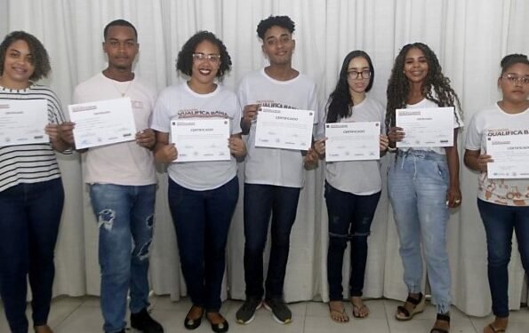 Programa Qualifica Bahia certifica 500 participantes de cursos profissionalizantes