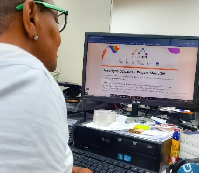 Projeto MaricON abre vagas  para oficinas de comunicação digital para o público LGBT+ com mais de 40 anos