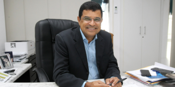 Economia global impede melhorias para população, diz secretário