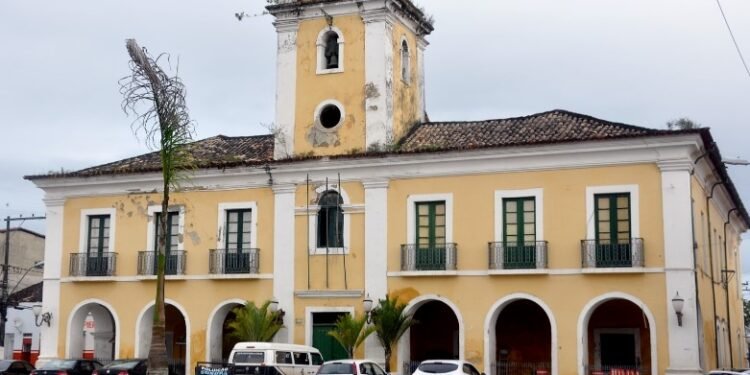 Santo Amaro: Justiça determina retorno dos vereadores Nelson da Pesca e Fabinho Malhado