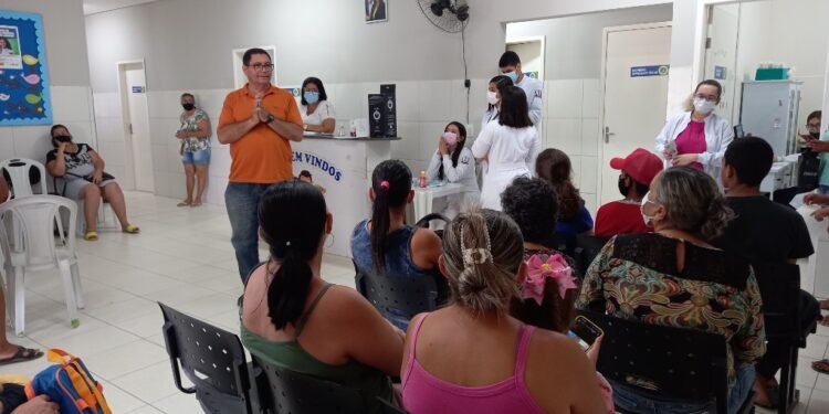 Prefeitura de Juazeiro realiza mais de 200 atendimentos em feira da saúde no Dom Thomaz