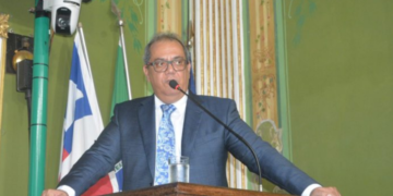 Carlos Muniz propõe ampliação do prazo de desincompatibilização dos servidores que concorrem às eleições