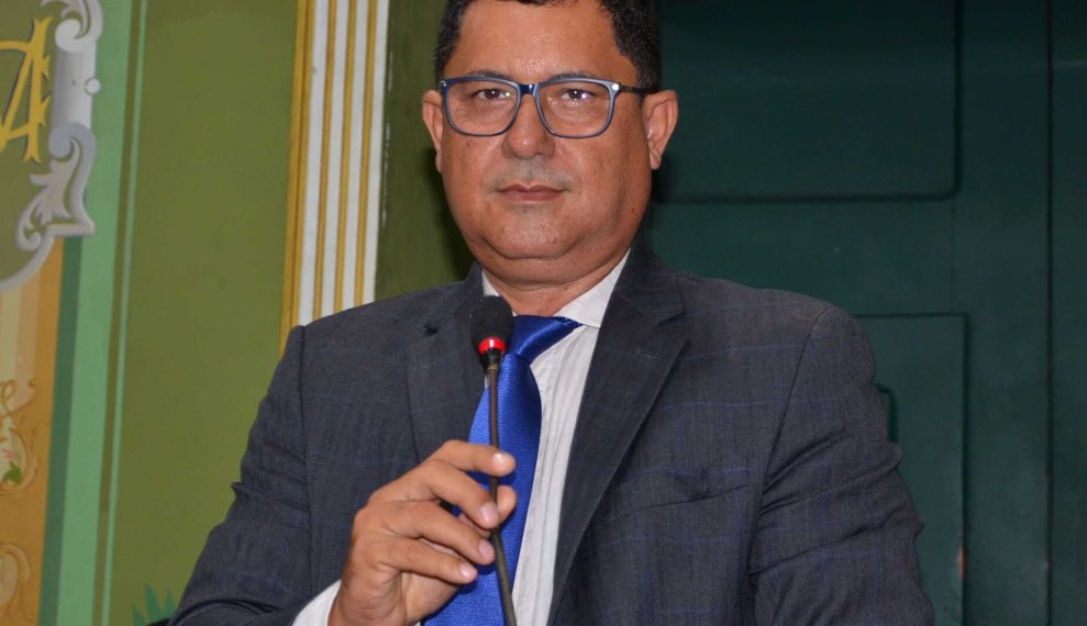 “Solução é tarifa zero”, diz vereador sobre problemas do transporte