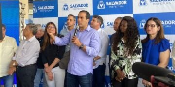 Prefeito anuncia centros comerciais em áreas livres das estações do BRT